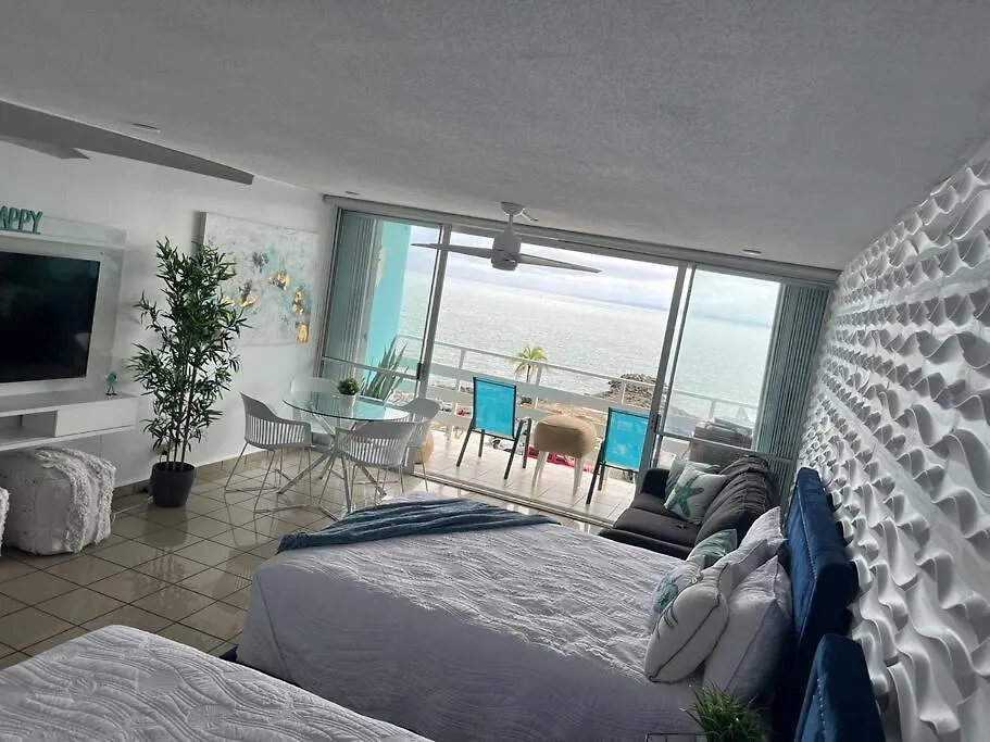 Hermoso Estudio Frente Al Mar Ocean Blue Faith Fajardo
